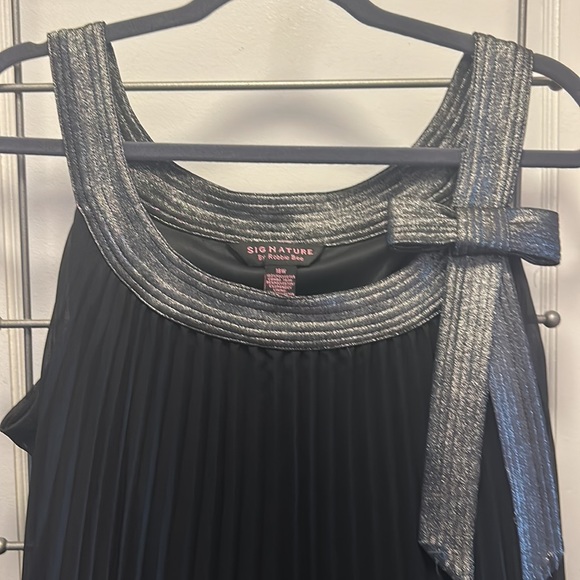 Ruffled overlay slip dress with bow detail - Picture 2 of 2